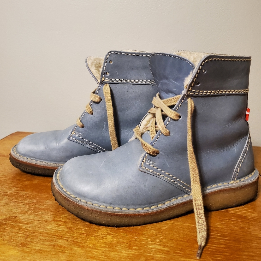 Wool lined duckfeet boots